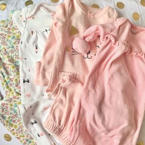 4 Pack Long Sleeve NB Nightgowns